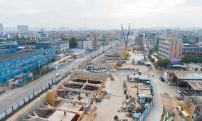 東部快線地鐵14號(hào)線明年通車，旭東圍擋廠家為城市安全建設(shè)美麗屏障！